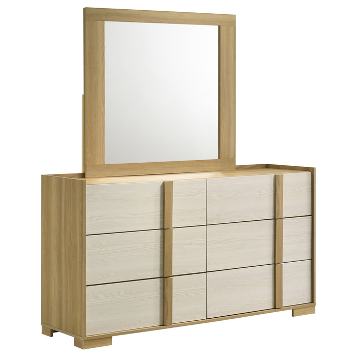 Hyland Dresser With Mirror